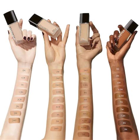 Dior 3 Warm Olive Dior Forever Matte Foundation SPF 35